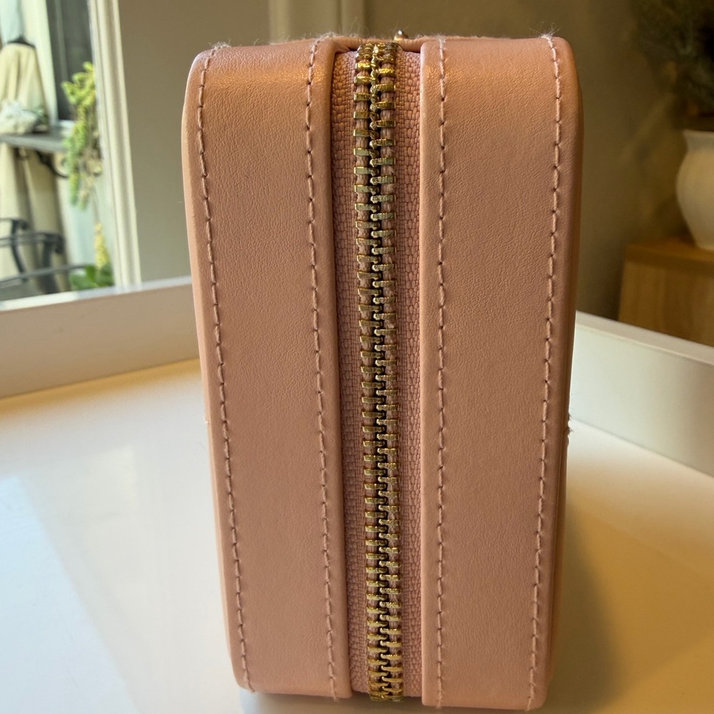 WOLF Pink and Tan Travel Jewelry Organizer - Picture 11 of 14